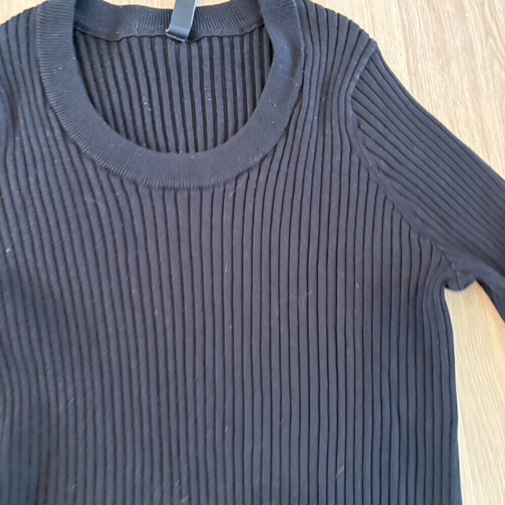 ** Athleta Lincoln Park Sweater split side Black Large - Picture 5 of 9